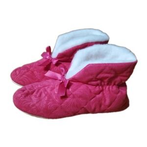 Cozeez Womens Slippers Size 6.5-7.5 Medium Pink Booties Made in USA